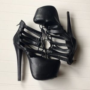 Beautiful black heels